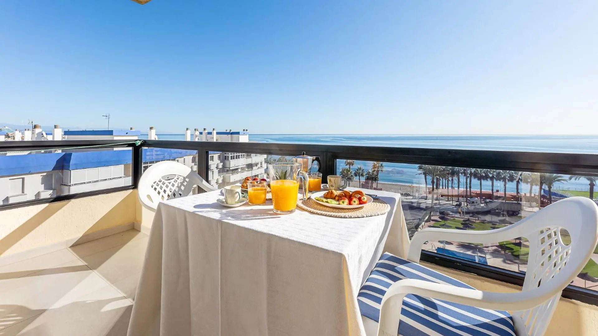 Appartement 797 Holiday Rentals - Apartamento En Aloha Con Vista Al Mar Benalmádena